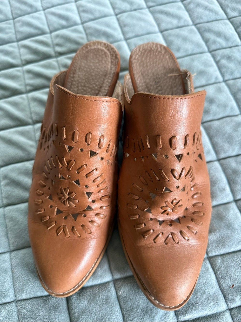 Musse & Cloud Brown Leather Slip-On Mules with Cutout Medallion
